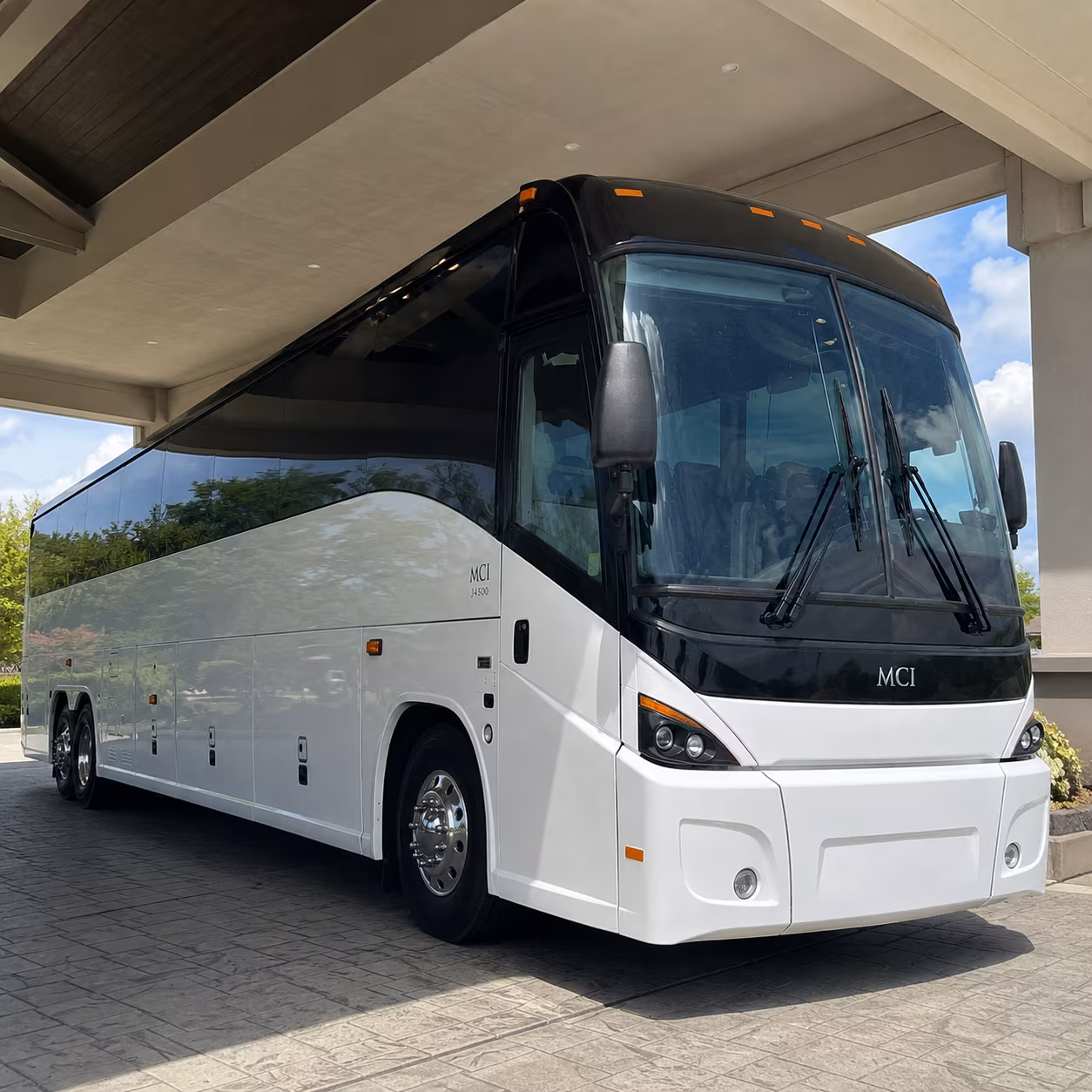 guest shuttles to brignole vineyards and wedding venues around hartford
