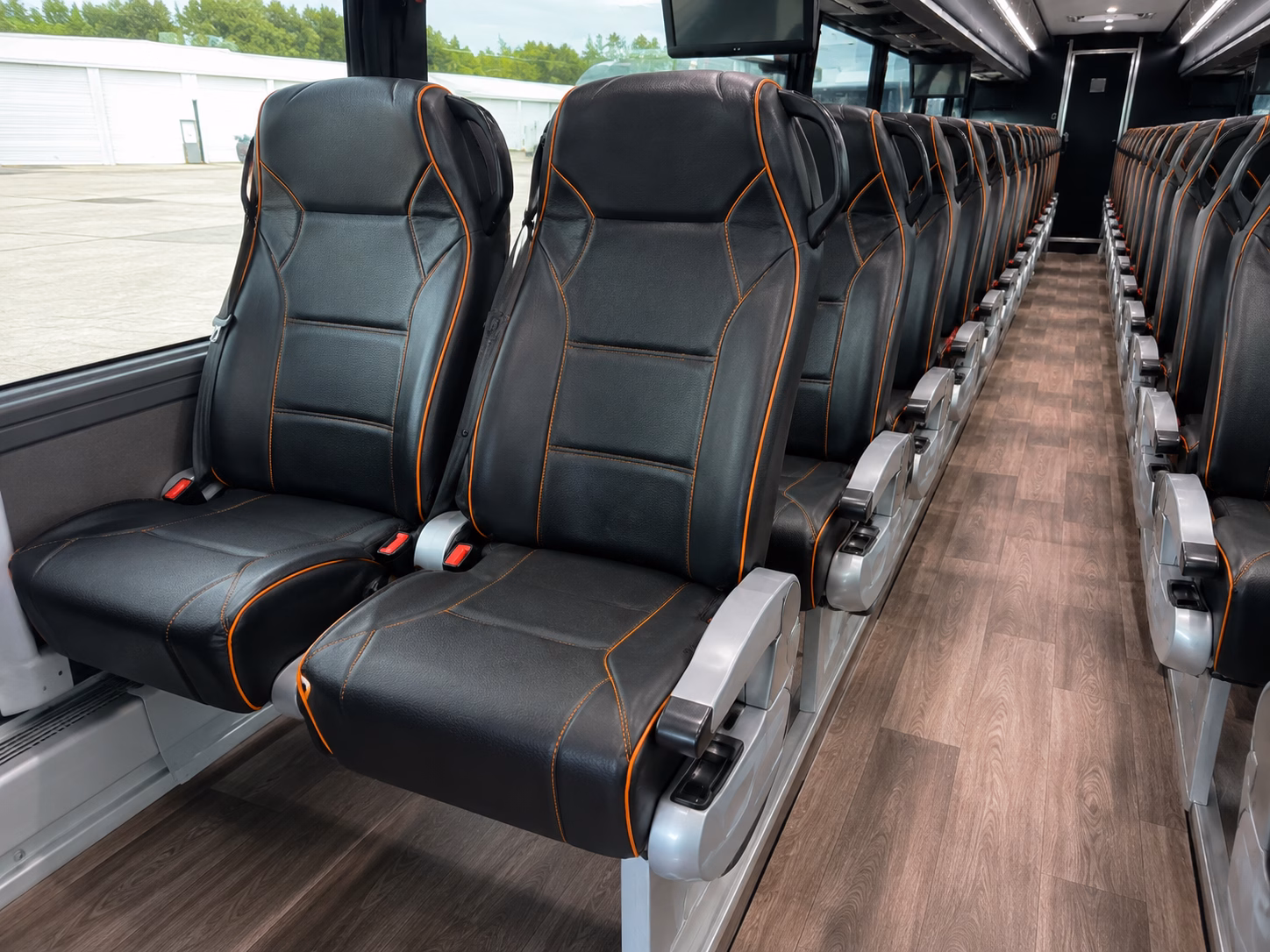 hartford construction and film crew shuttle buses