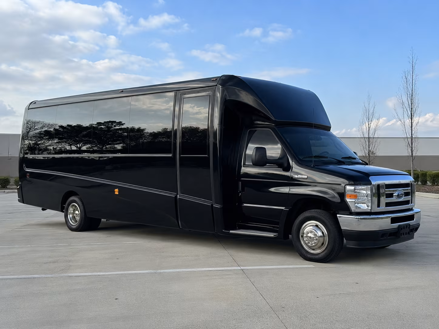hartford hospital and campus shuttle bus rentals