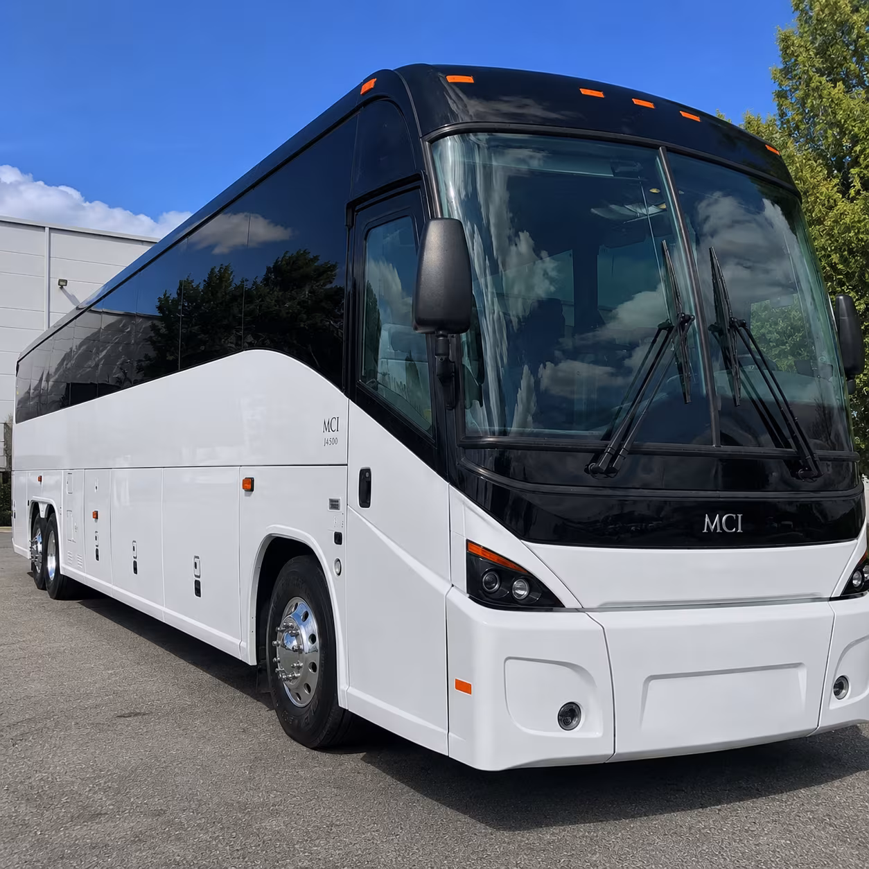 rent a field trip bus to hartford museums and science centers