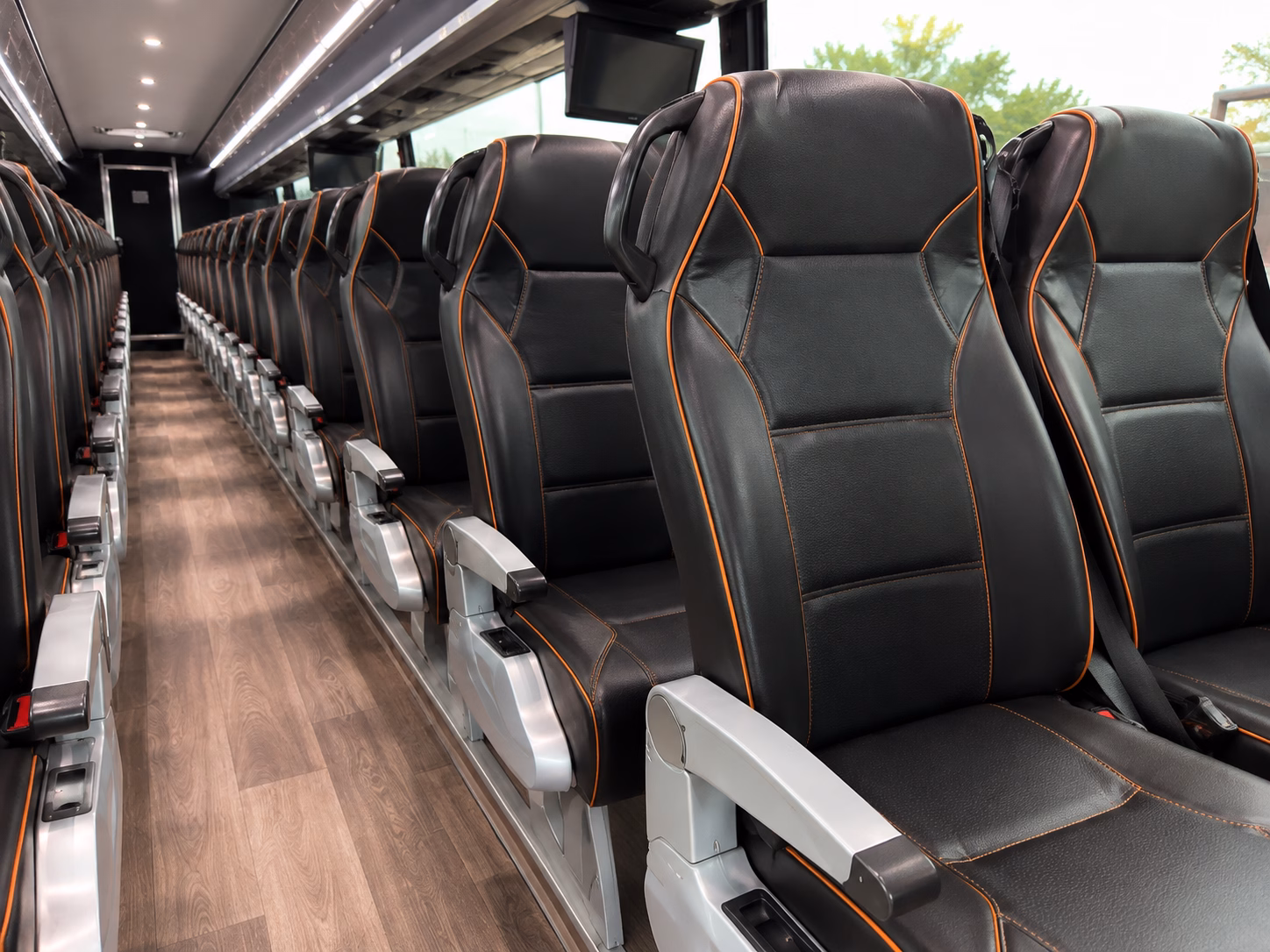 shuttle services for airline crews and airport staff in hartford